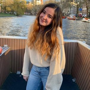 Meet your Posher, Michelle